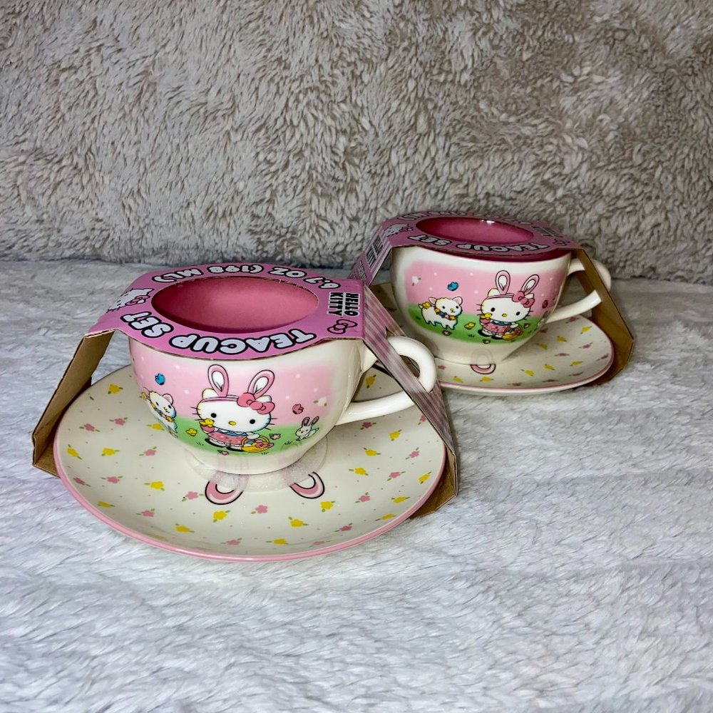 NEW! A Pair of Hello Kitty Easter Ceramic Tea Cup Sets